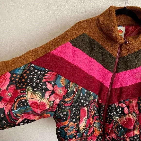 NWT FARM RIO Toucanfly Reversible Floral Print Quilted Puffer Jacket Size L - Picture 10 of 14